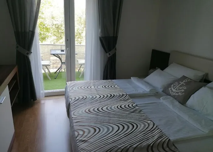 Apartments Ljubica